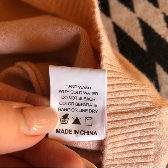 Dreamers by Debut soft stretch sweater dusty pink cinch front detail size M/L - Picture 7 of 9